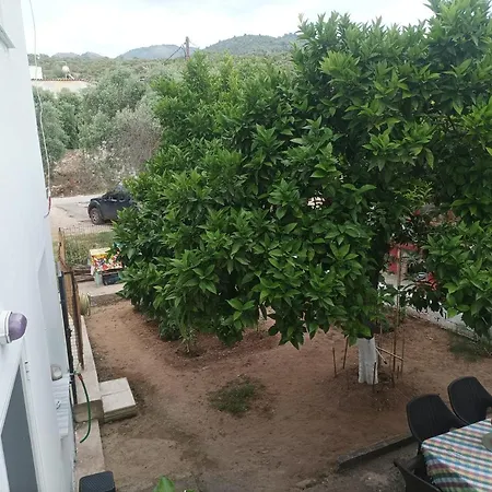 Georgechristi House بيت للعطل